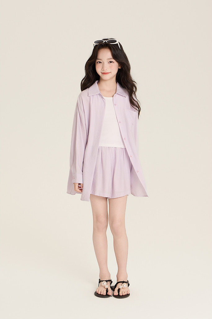 Styling reference with items sold separately