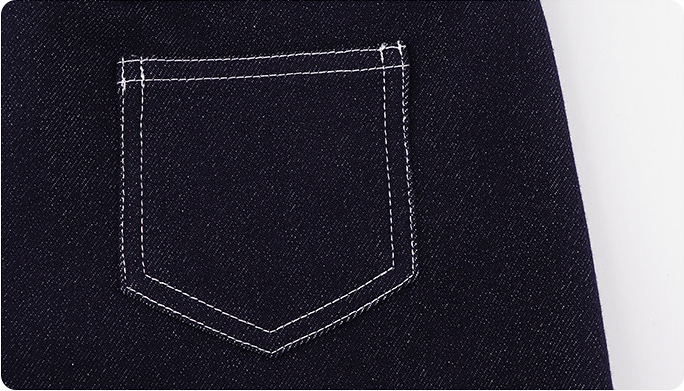 Back patch pocket and stitching details