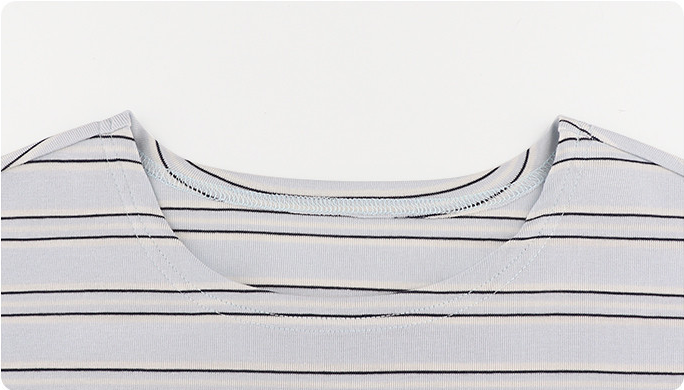 Crew Neck and Neckline Stitching