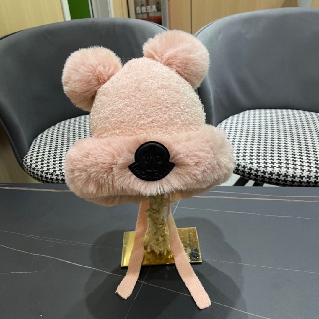 【MONCLER旗艦店】（モンクレール）時代を超えて人気のクラシックな帽子秋冬コレクション