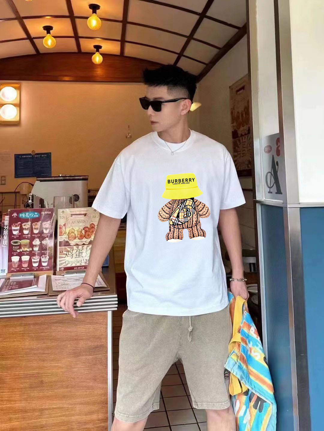 【BURBERRY旗艦店】（バーバリー）クラシックでスタイリッシュな半袖スウェットシャツ00145