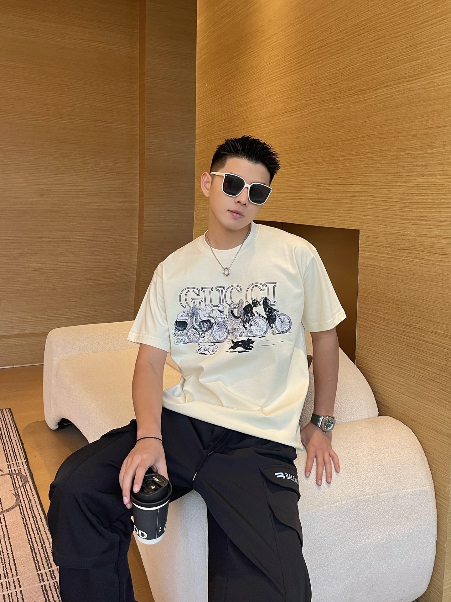 【GUCCI旗艦店】（グッチ）クラシックでスタイリッシュな半袖スウェットシャツ00593