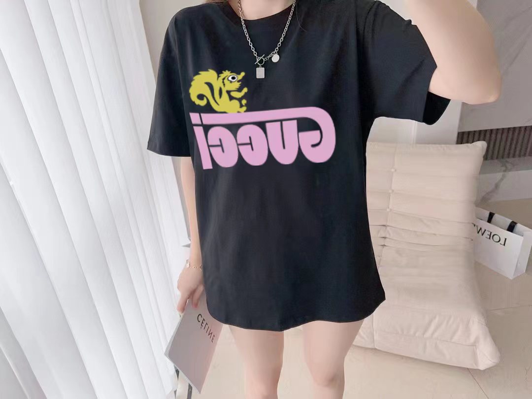 【GUCCI旗艦店】（グッチ）クラシックでスタイリッシュな半袖スウェットシャツ01163