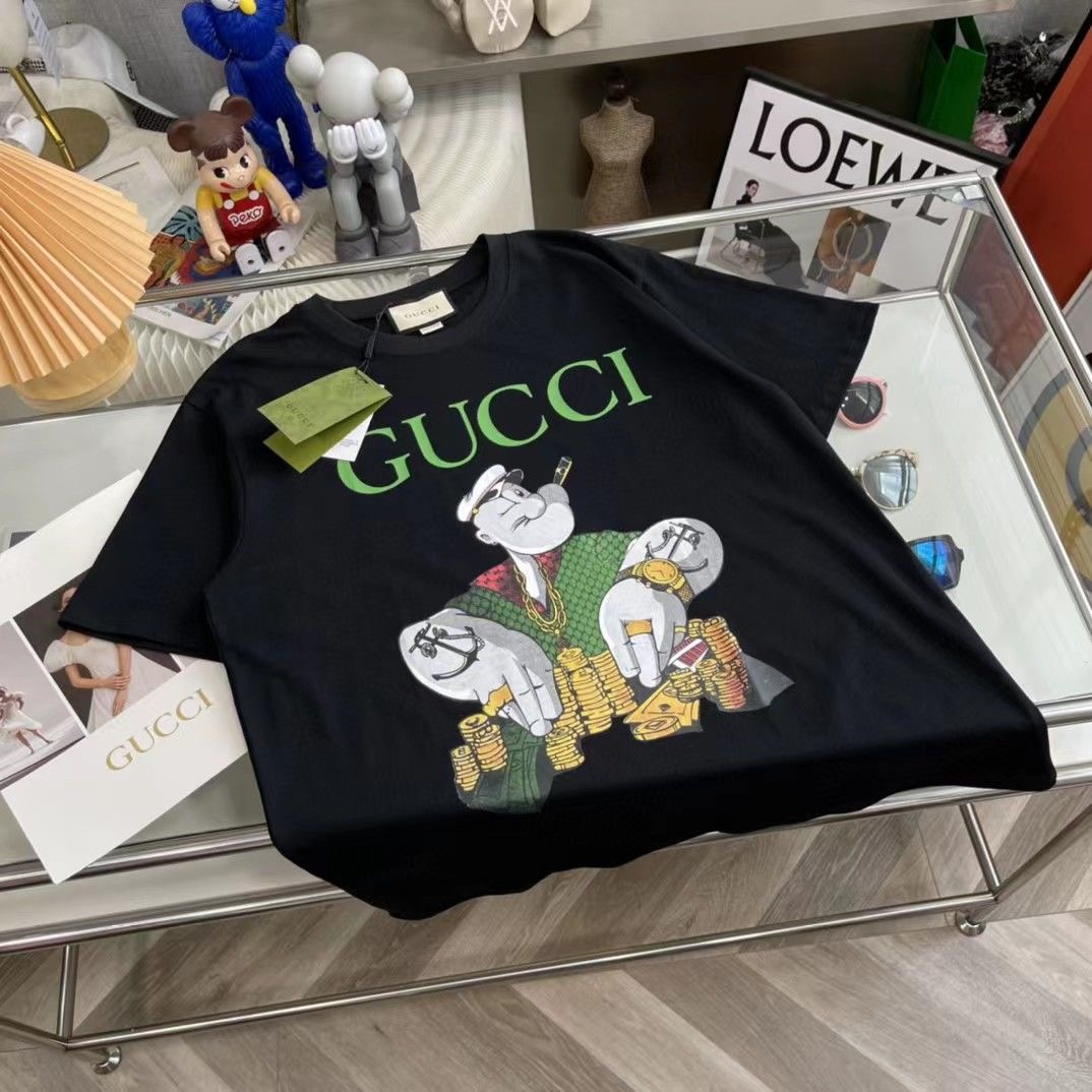 【GUCCI旗艦店】（グッチ）クラシックでスタイリッシュな半袖スウェットシャツ01302