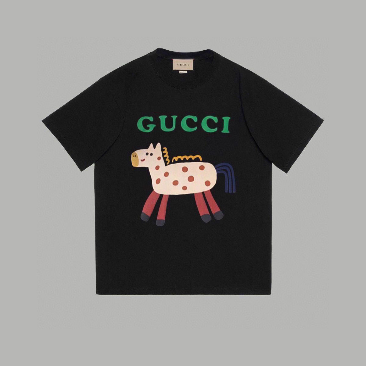 【GUCCI旗艦店】（グッチ）クラシックでスタイリッシュな半袖スウェットシャツ01719