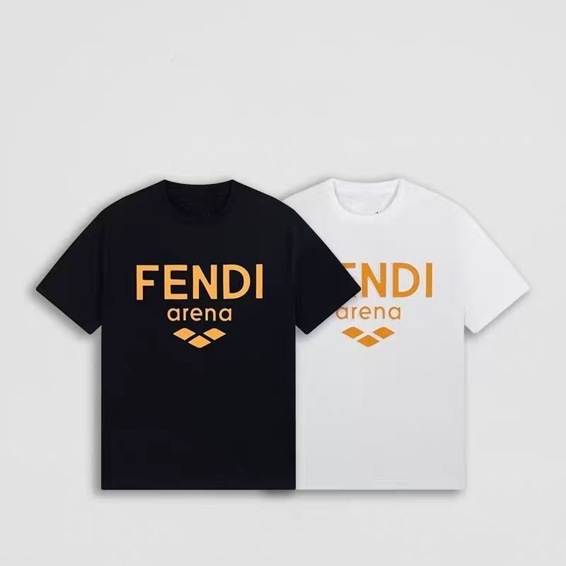 【Fendi旗艦店】（フェンディ）クラシックでスタイリッシュな半袖スウェットシャツ01795