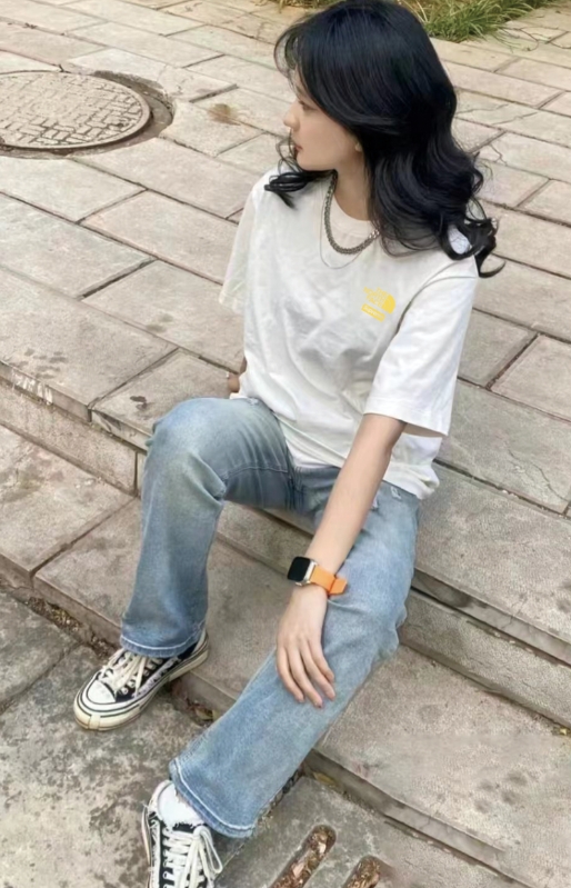 【The North Face旗艦店】（ザ・ノース・フェイス）クラシックでスタイリッシュな半袖スウェットシャツ01253