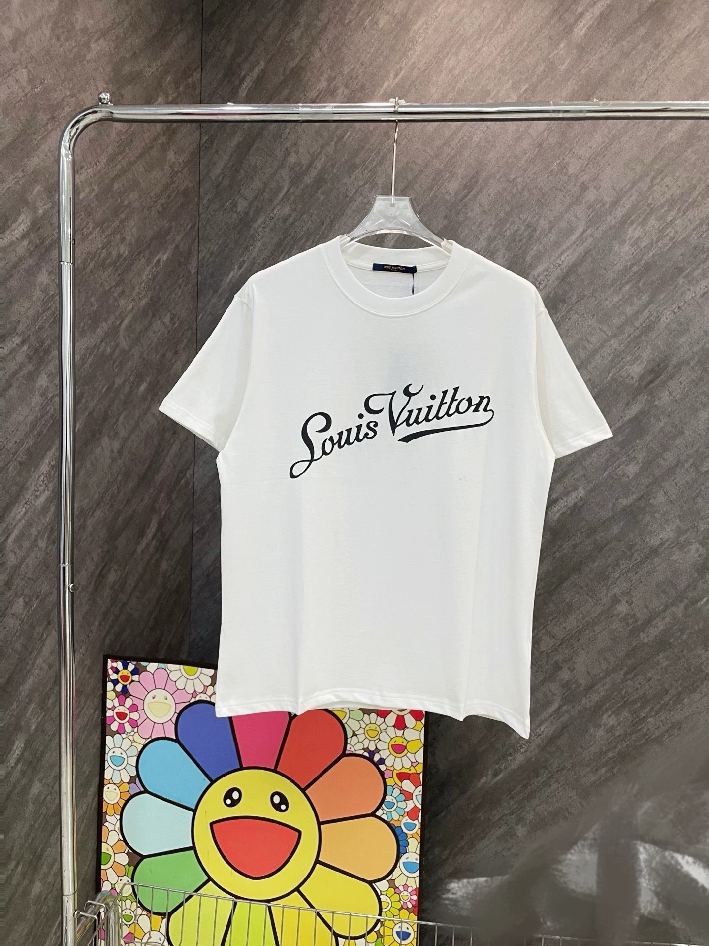 【LV旗艦店】（ルイ・ヴィトン）クラシックでスタイリッシュな半袖スウェットシャツ00101