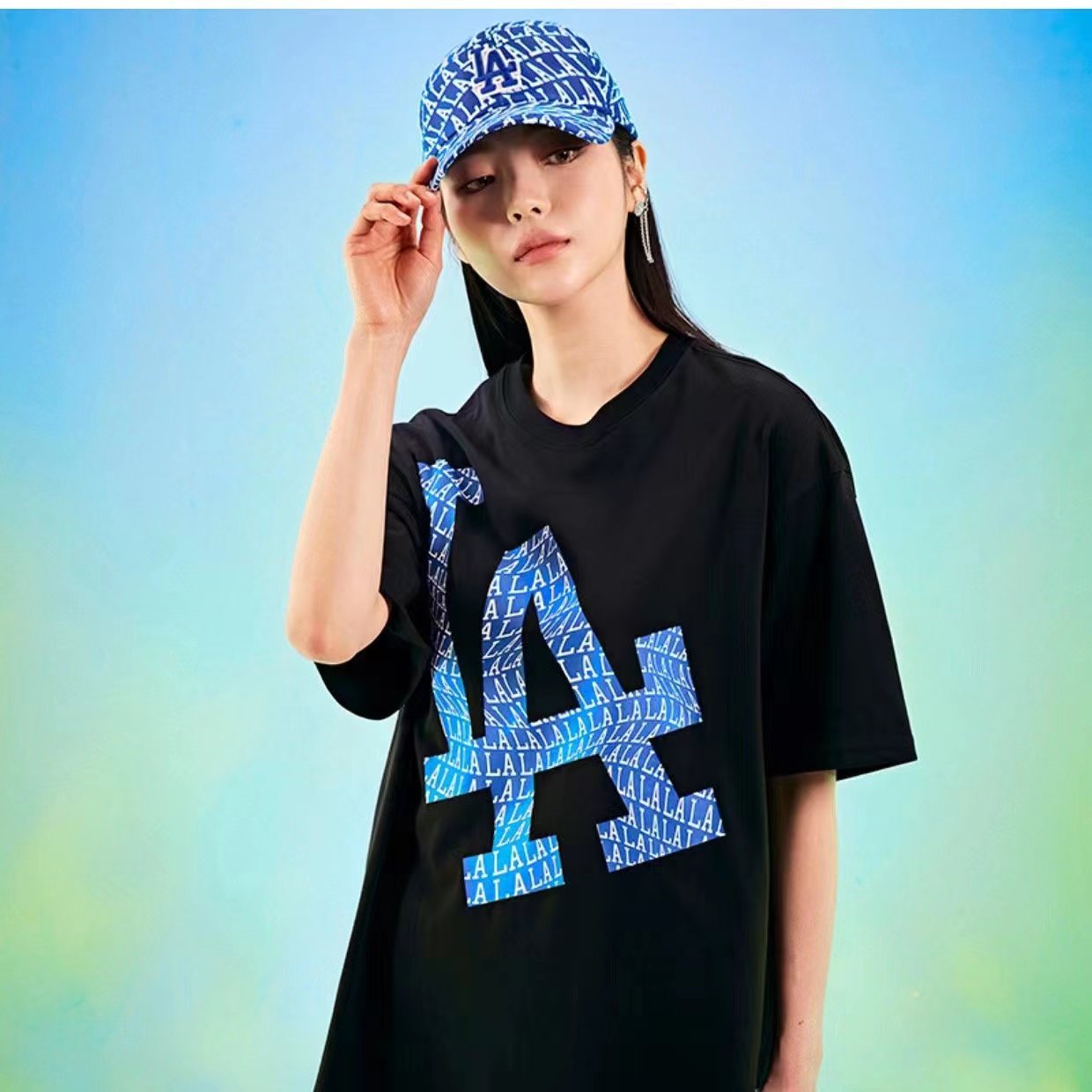 【MLB旗艦店】（エムエルビー）クラシックでスタイリッシュな半袖スウェットシャツ00664