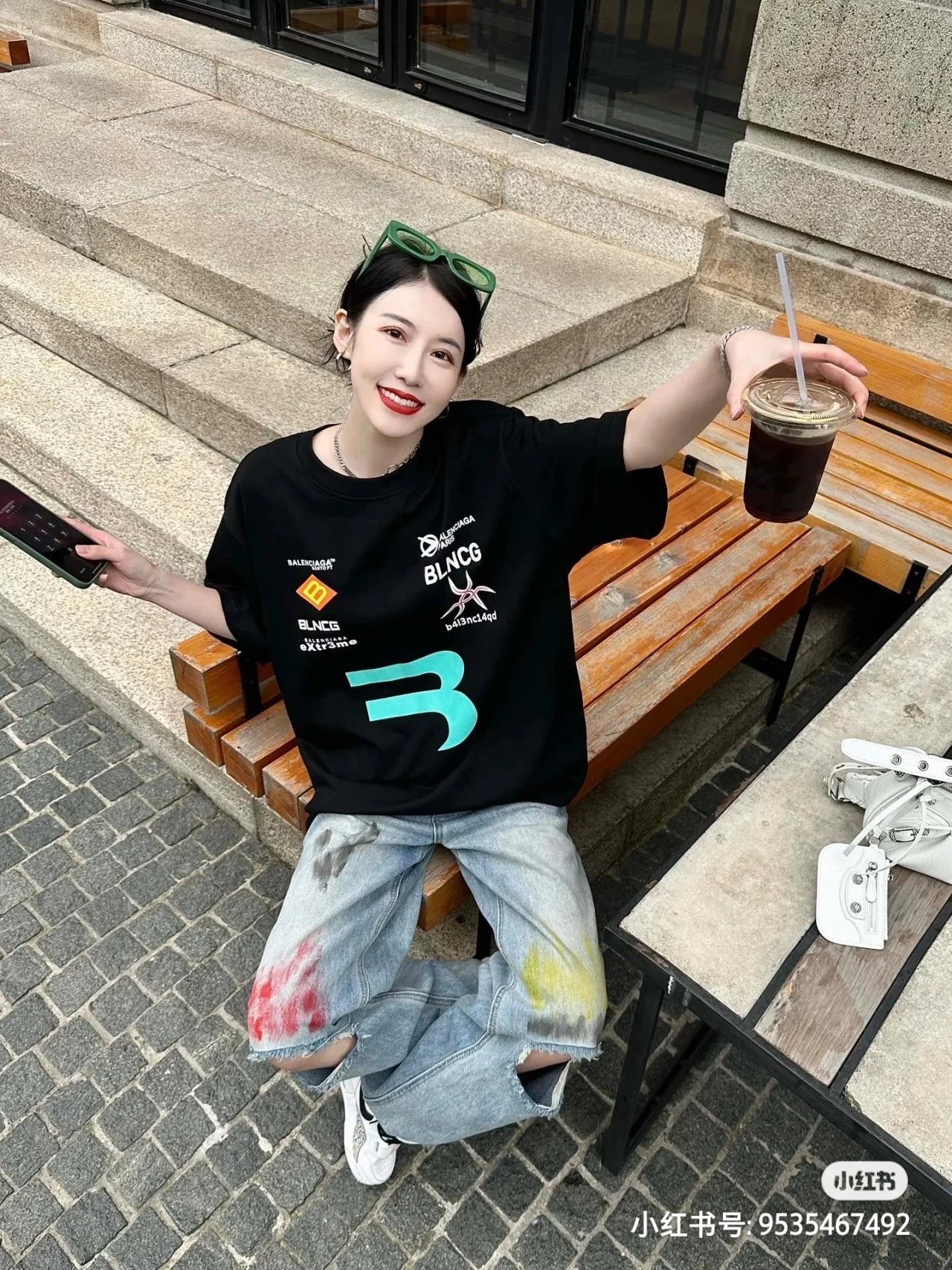 【BALENCIAGA旗艦店】（バレンシアガ）クラシックでスタイリッシュな半袖スウェットシャツ01151