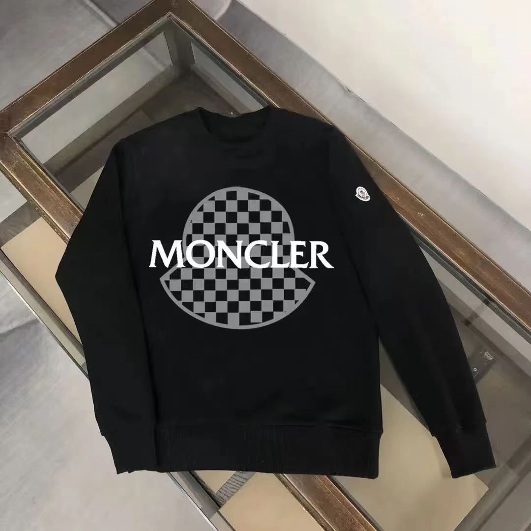 【MONCLER旗艦店】（モンクレール）クラシックでスタイリッシュな長袖スウェットシャツ00126