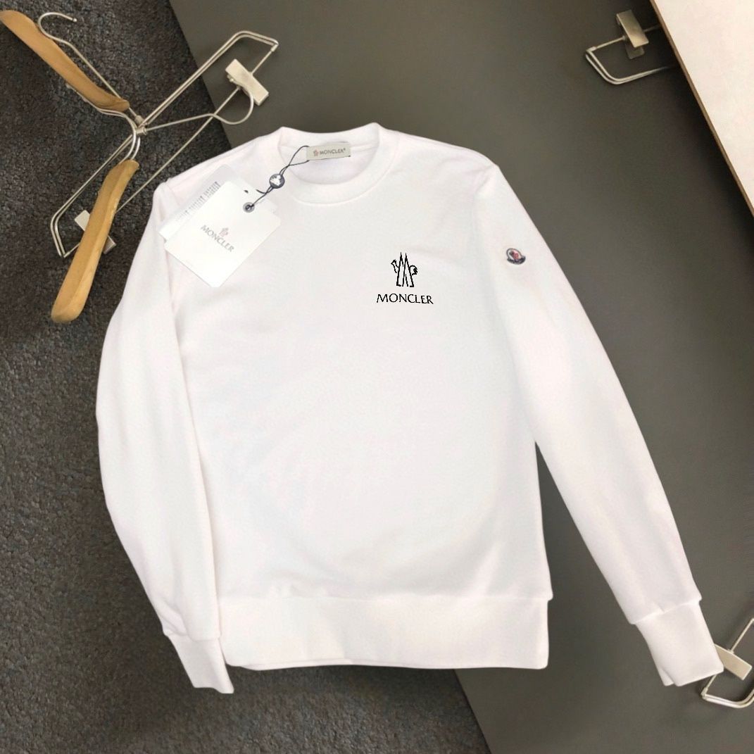 【MONCLER旗艦店】（モンクレール）クラシックでスタイリッシュな長袖スウェットシャツ00200