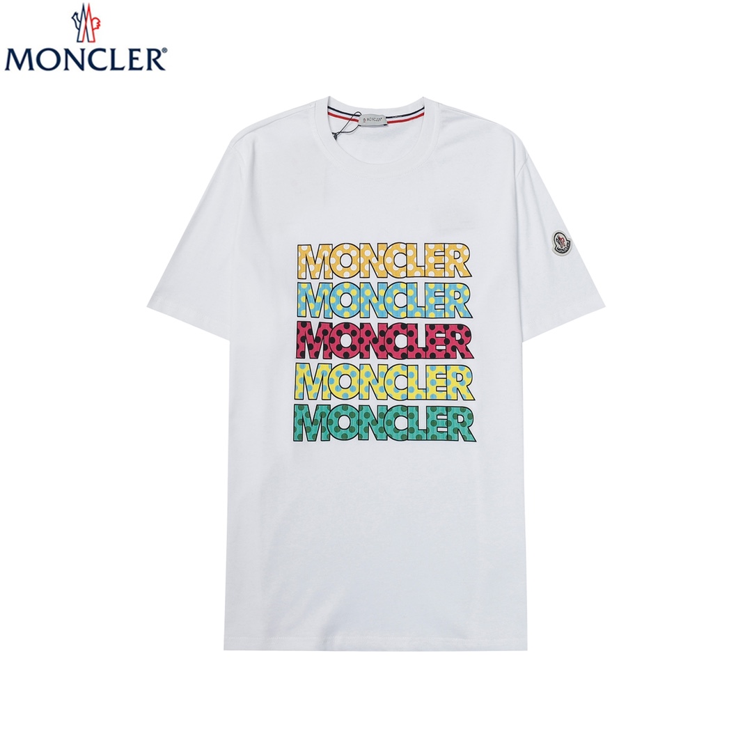【MONCLER旗艦店】（モンクレール）クラシックでスタイリッシュな半袖スウェットシャツ01174