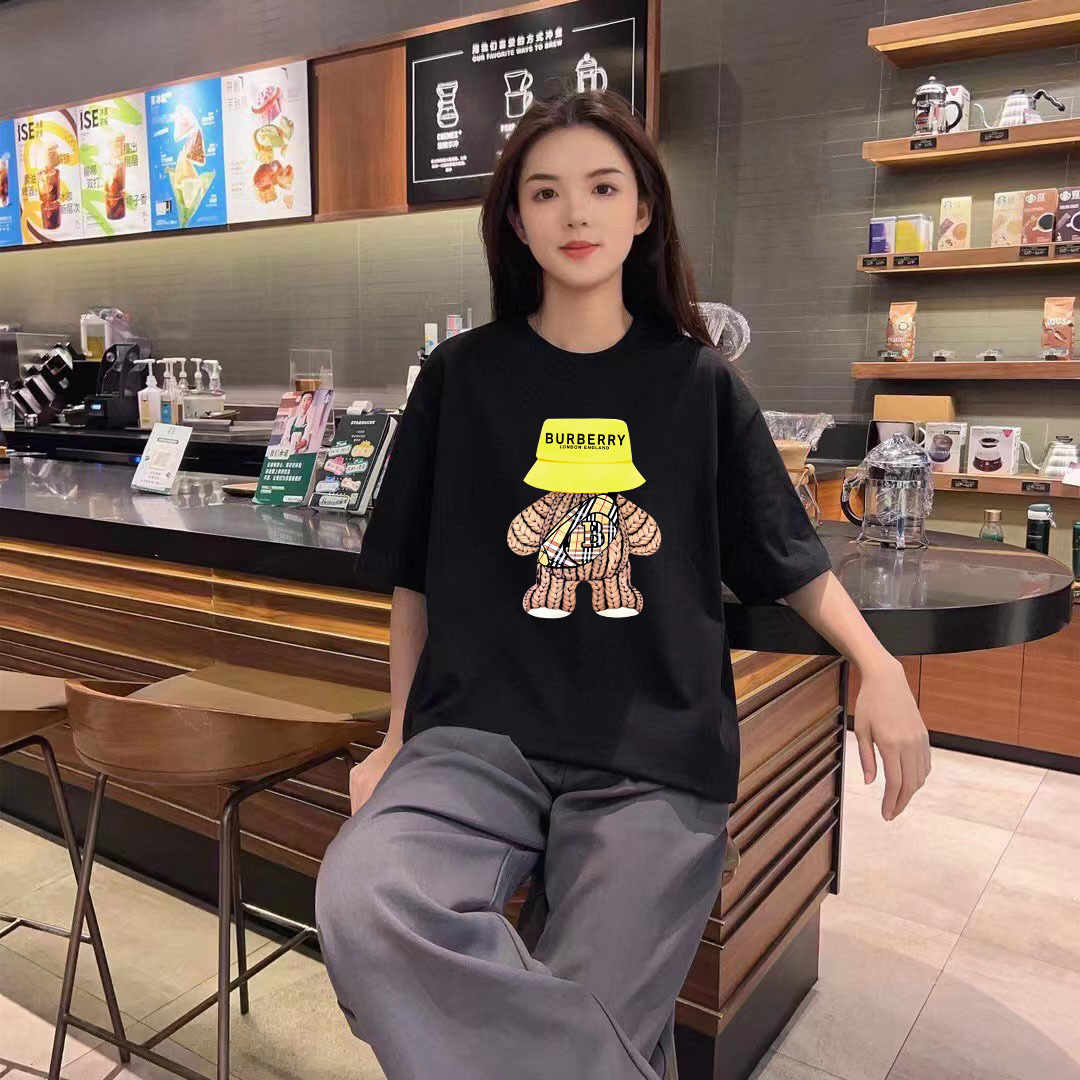 【BURBERRY旗艦店】（バーバリー）クラシックでスタイリッシュな半袖スウェットシャツ00145