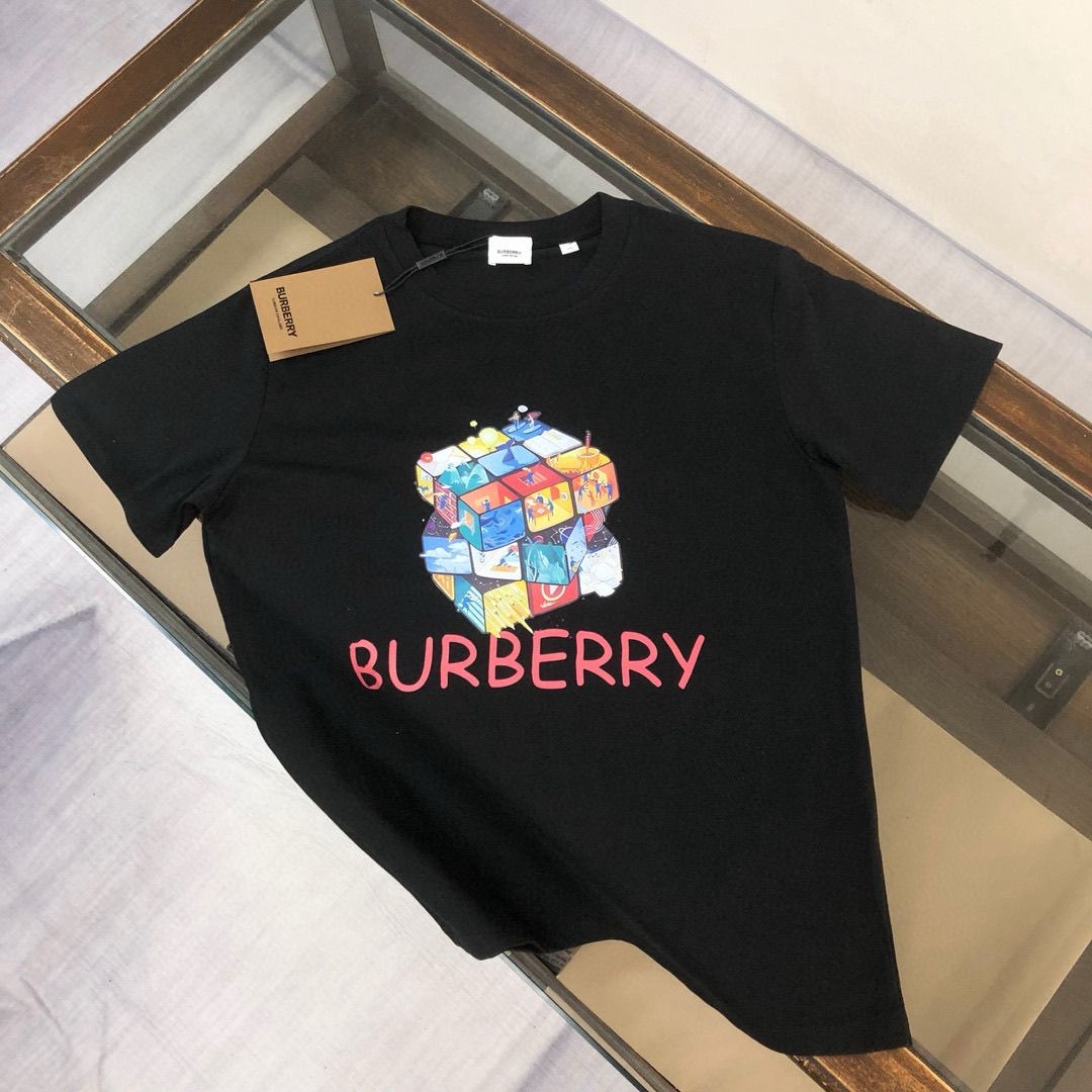 【BURBERRY旗艦店】（バーバリー）クラシックでスタイリッシュな半袖スウェットシャツ00269