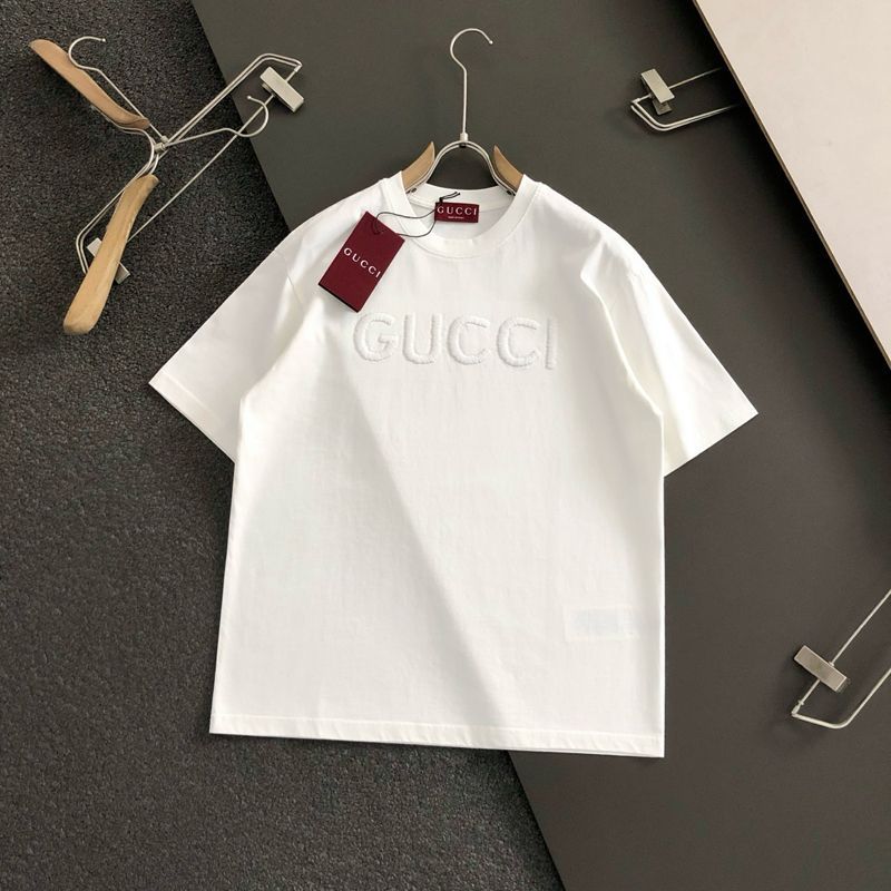 【GUCCI旗艦店】（グッチ）クラシックでスタイリッシュな半袖スウェットシャツ00447