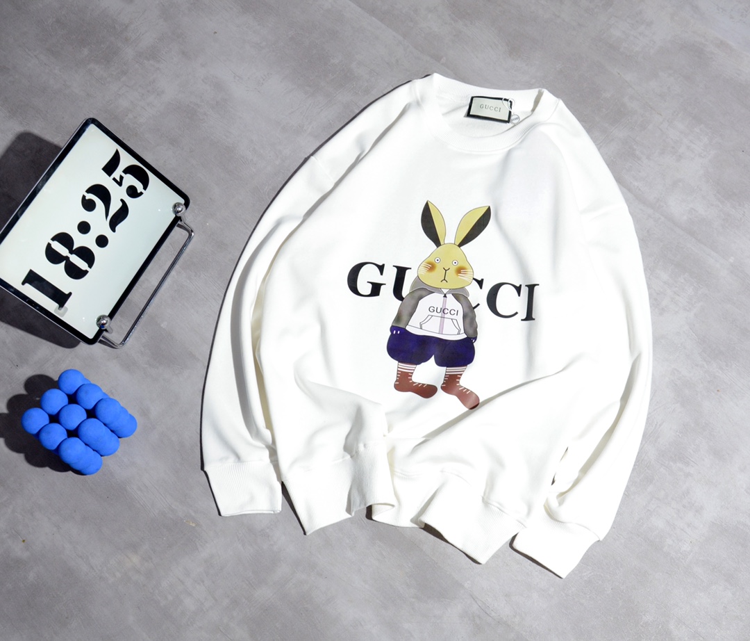 【GUCCI旗艦店】（グッチ）クラシックでスタイリッシュな長袖スウェットシャツ00603