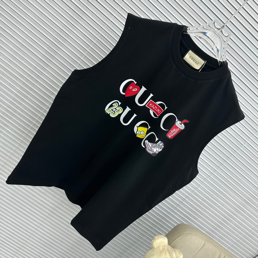 【GUCCI旗艦店】（グッチ）クラシックでスタイリッシュな半袖スウェットシャツ01563