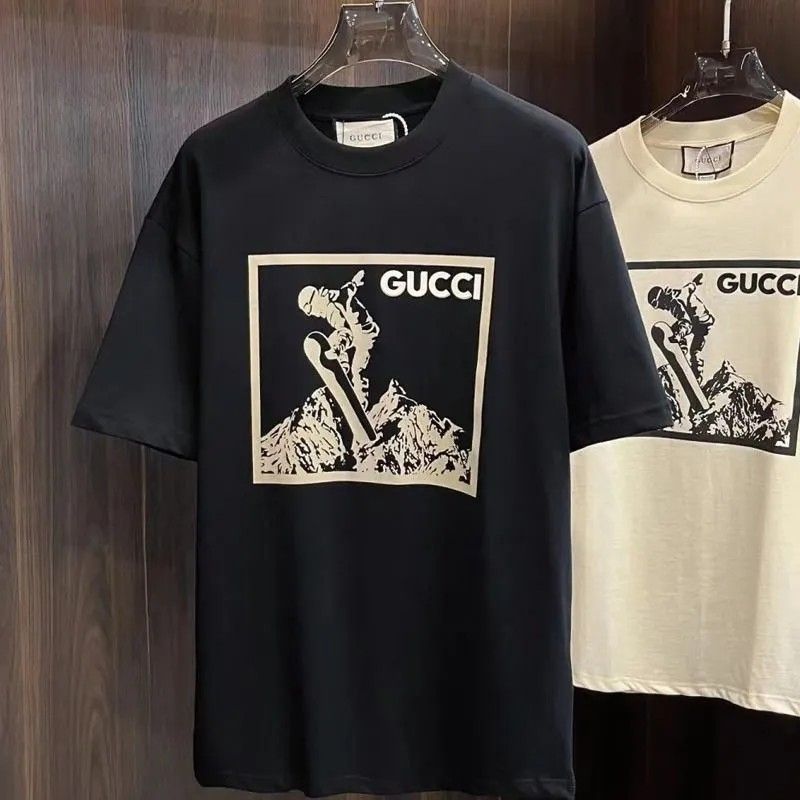 【GUCCI旗艦店】（グッチ）クラシックでスタイリッシュな半袖スウェットシャツ01661