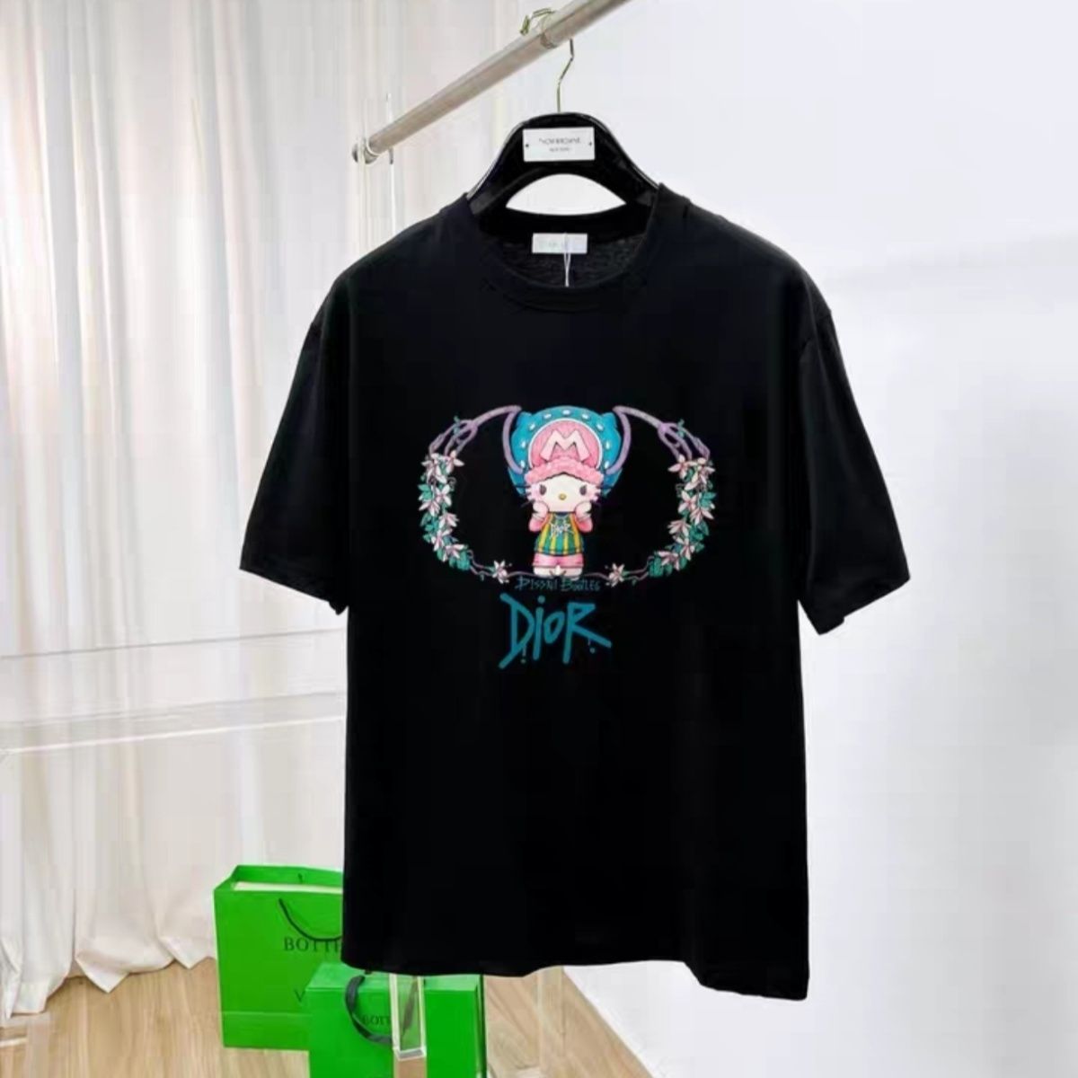 【DIOR旗艦店】（ディオール）クラシックでスタイリッシュな半袖スウェットシャツ00121