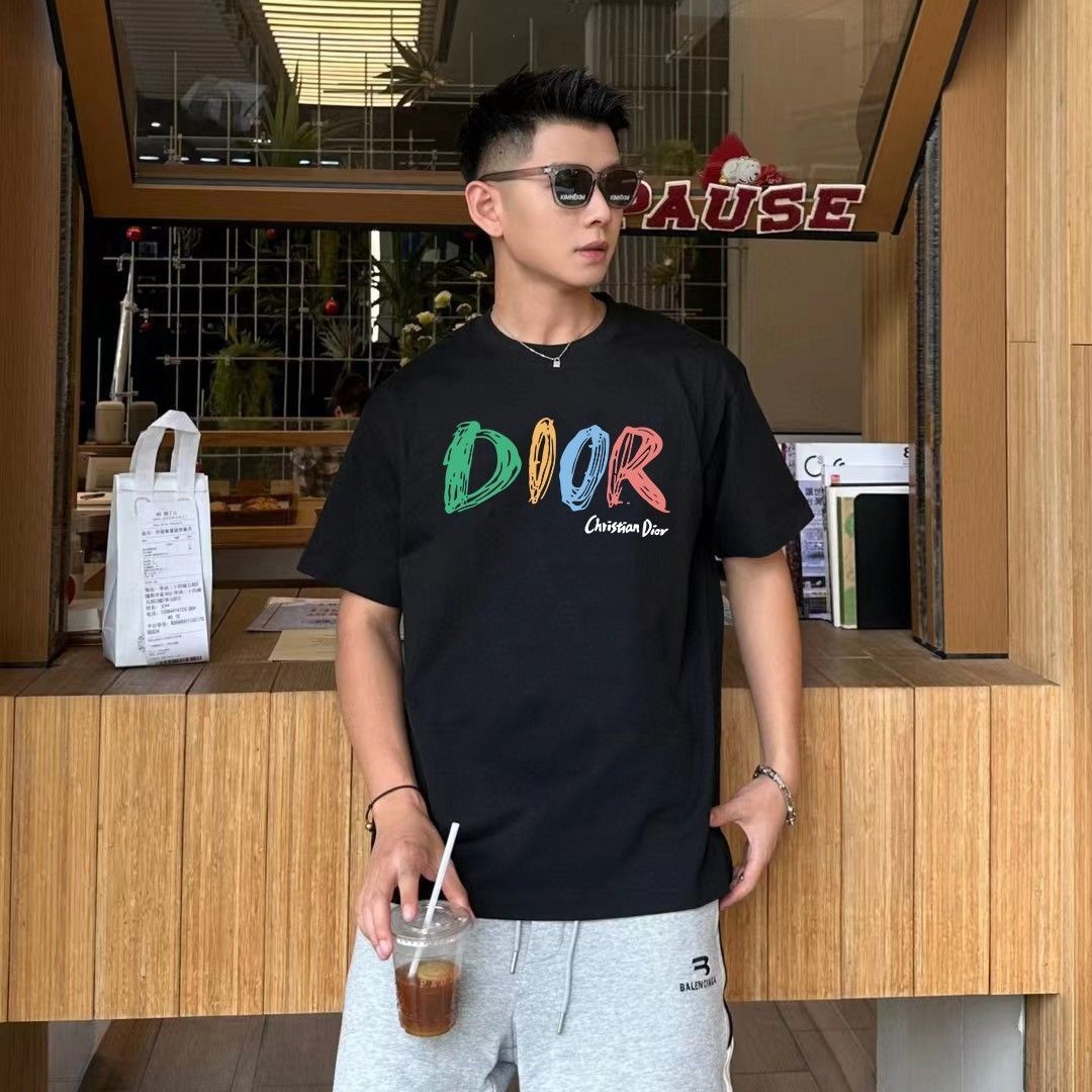 【DIOR旗艦店】（ディオール）クラシックでスタイリッシュな半袖スウェットシャツ01284