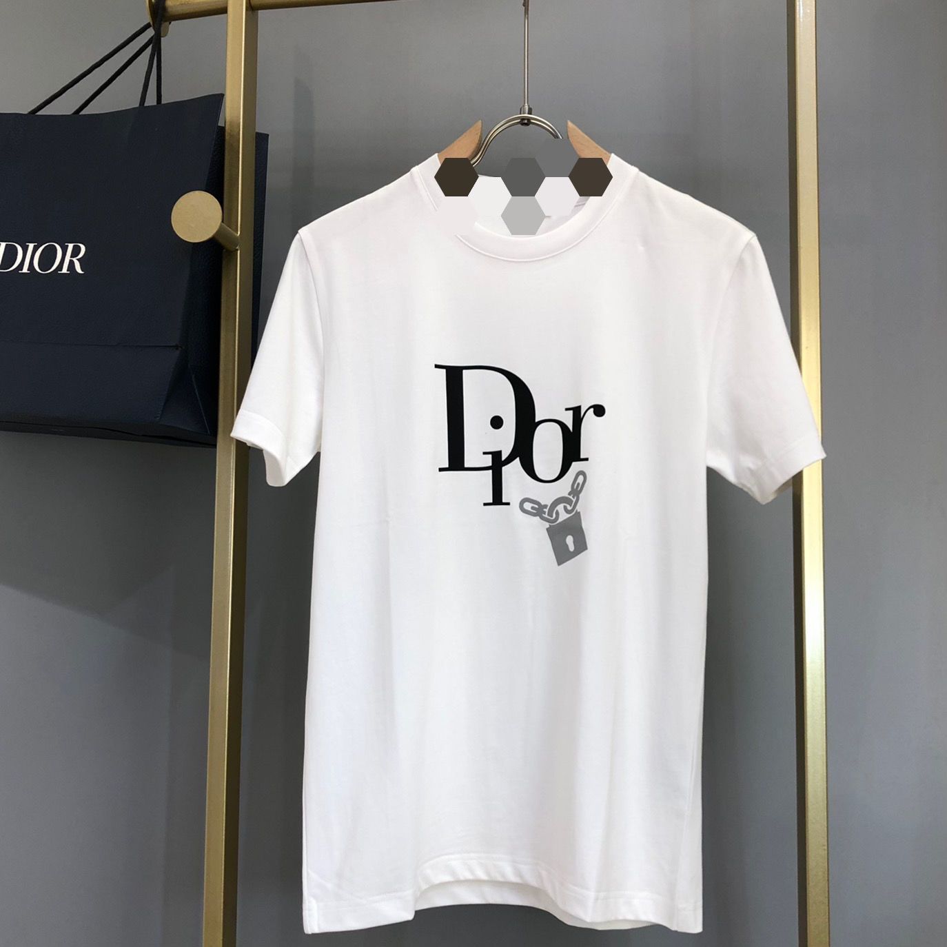 【DIOR旗艦店】（ディオール）クラシックでスタイリッシュな半袖スウェットシャツ01352
