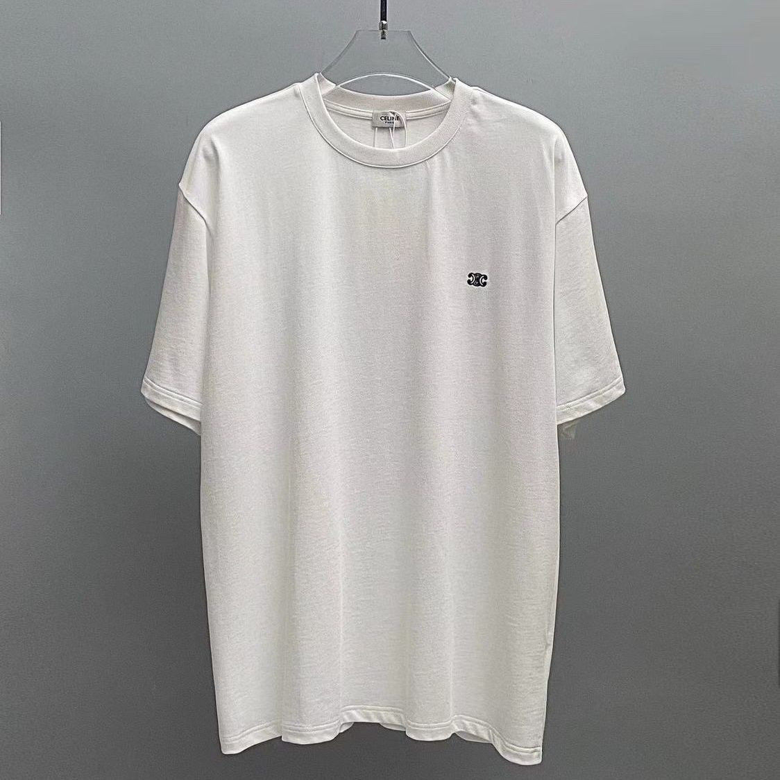 【Celine旗艦店】（セリーヌ）クラシックでスタイリッシュな半袖スウェットシャツ00400