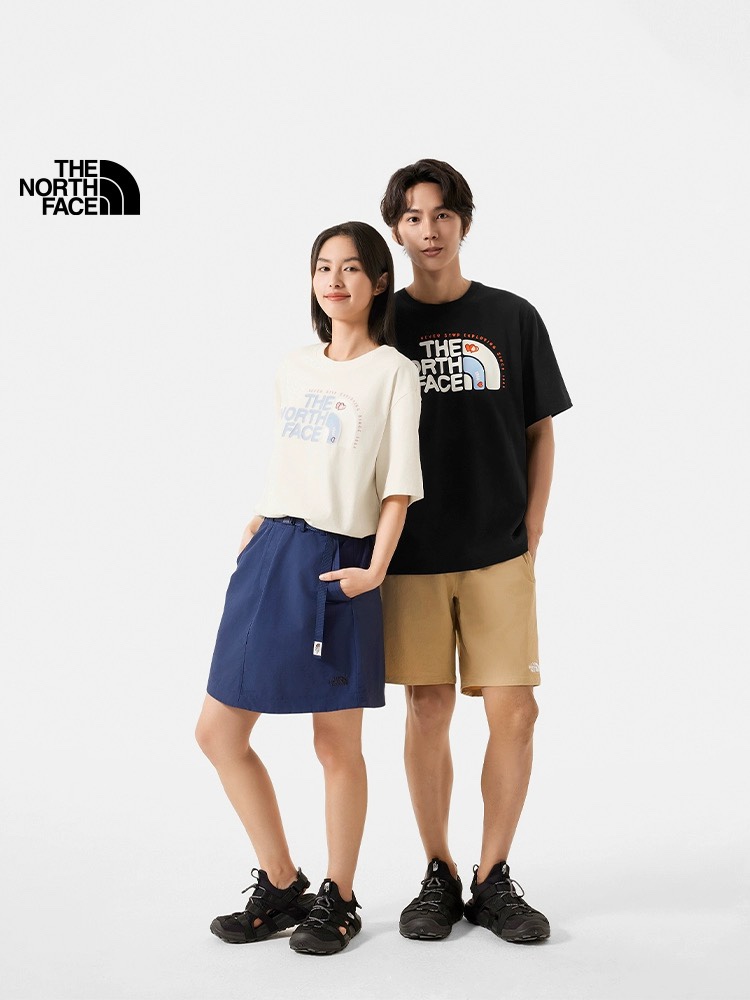 【The North Face旗艦店】（ザ・ノース・フェイス）クラシックでスタイリッシュな半袖スウェットシャツ01357