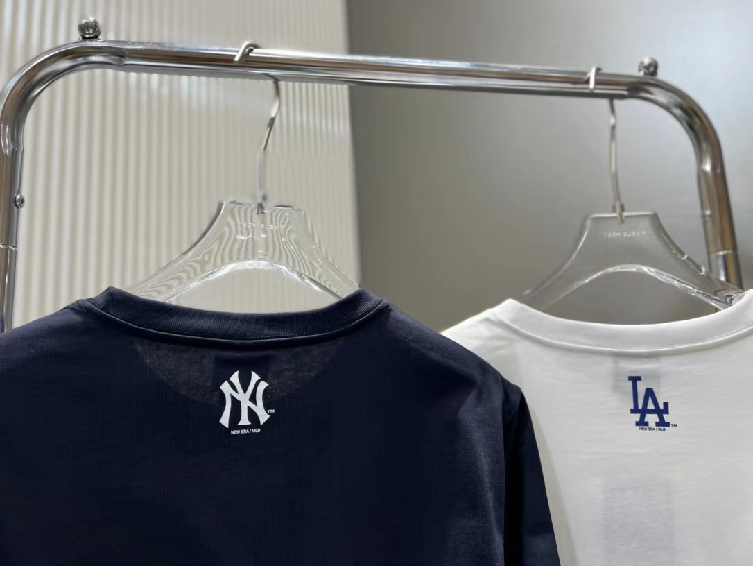 【MLB旗艦店】（エムエルビー）クラシックでスタイリッシュな半袖スウェットシャツ00659