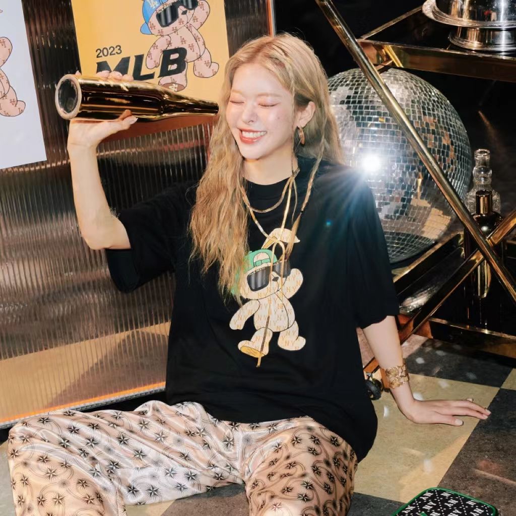 【MLB旗艦店】（エムエルビー）クラシックでスタイリッシュな半袖スウェットシャツ00667