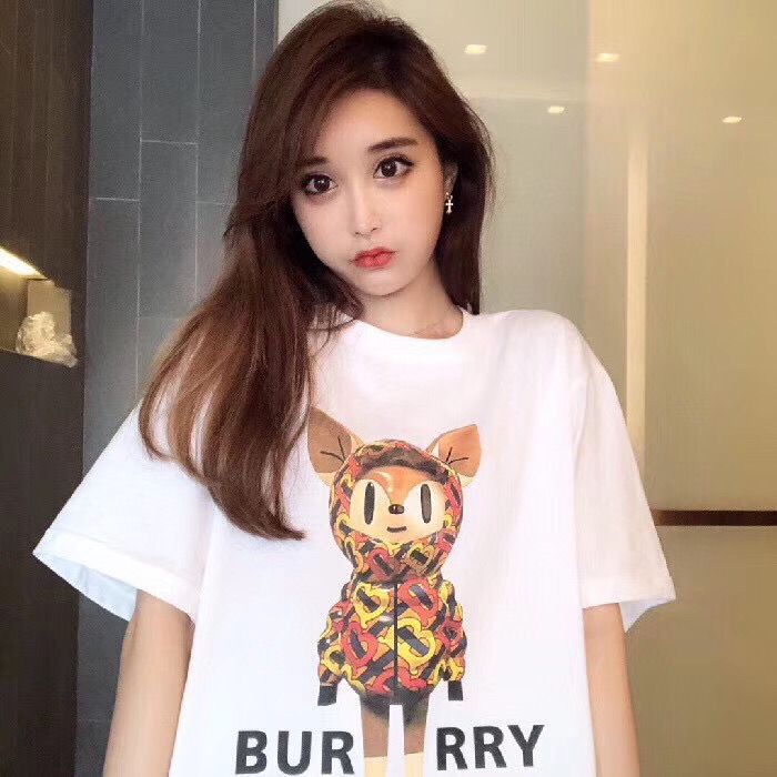 【BURBERRY旗艦店】（バーバリー）クラシックでスタイリッシュな半袖スウェットシャツ00289