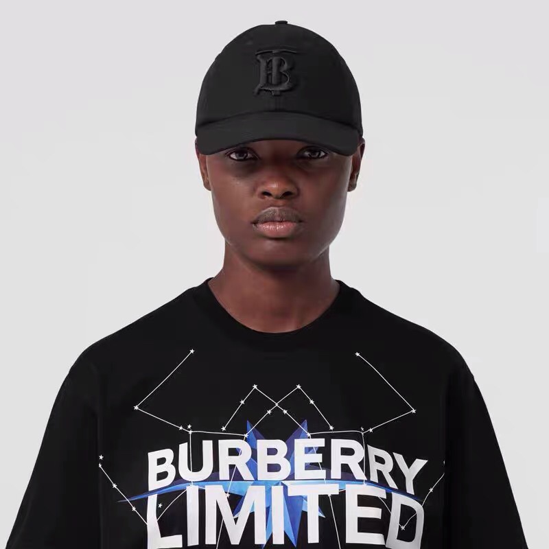 【BURBERRY旗艦店】（バーバリー）クラシックでスタイリッシュな半袖スウェットシャツ00563