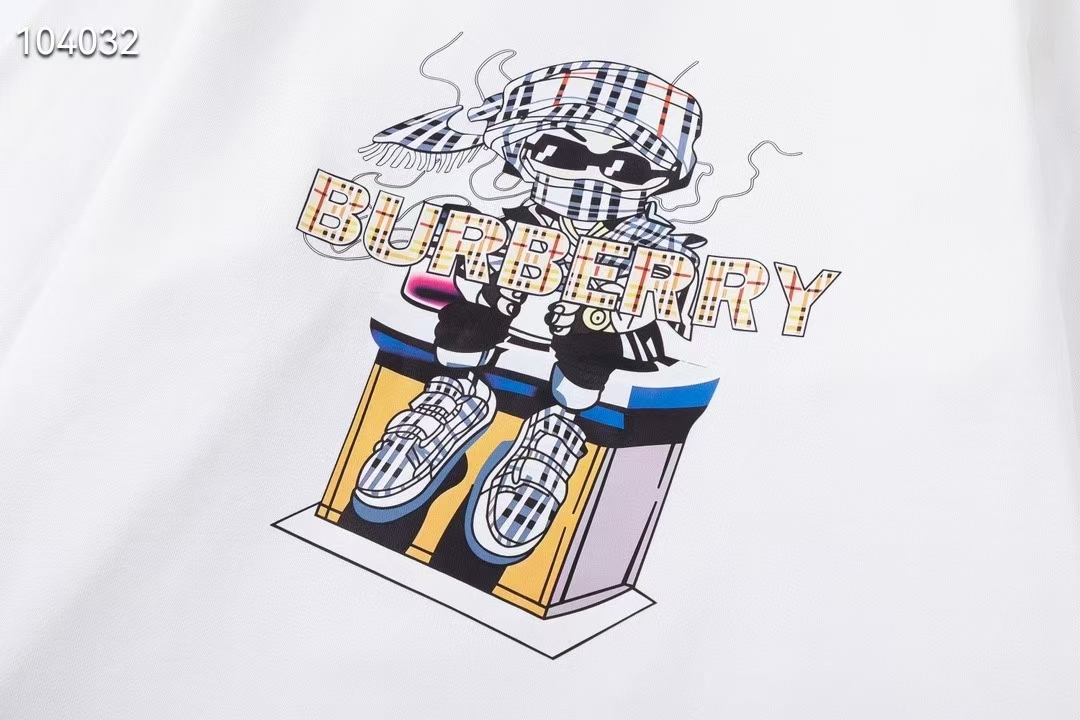 【BURBERRY旗艦店】（バーバリー）クラシックでスタイリッシュな長袖スウェットシャツ01133