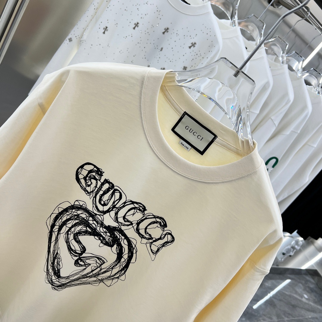 【GUCCI旗艦店】（グッチ）クラシックでスタイリッシュな半袖スウェットシャツ00580