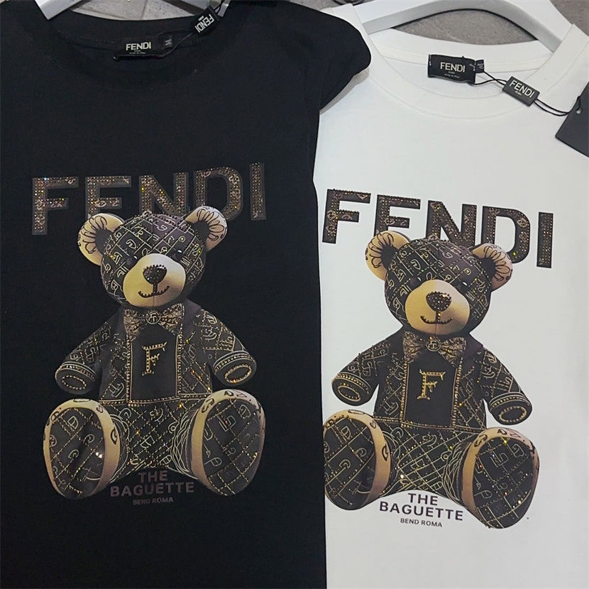 【Fendi旗艦店】（フェンディ）クラシックでスタイリッシュな半袖スウェットシャツ00438