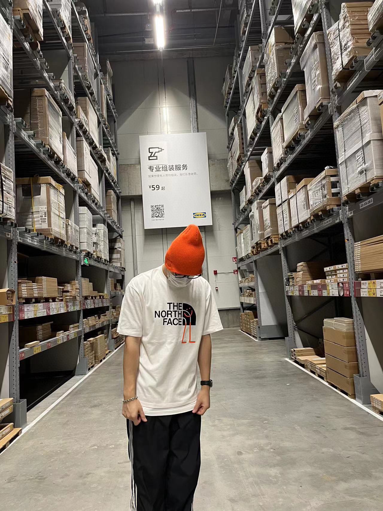 【The North Face旗艦店】（ザ・ノース・フェイス）クラシックでスタイリッシュな半袖スウェットシャツ00572