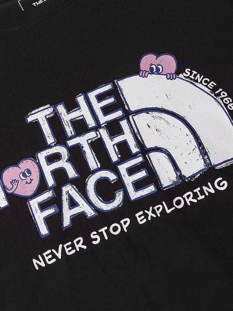 【The North Face旗艦店】（ザ・ノース・フェイス）クラシックでスタイリッシュな半袖スウェットシャツ01628