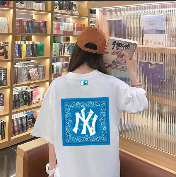 【MLB旗艦店】（エムエルビー）クラシックでスタイリッシュな半袖スウェットシャツ00658