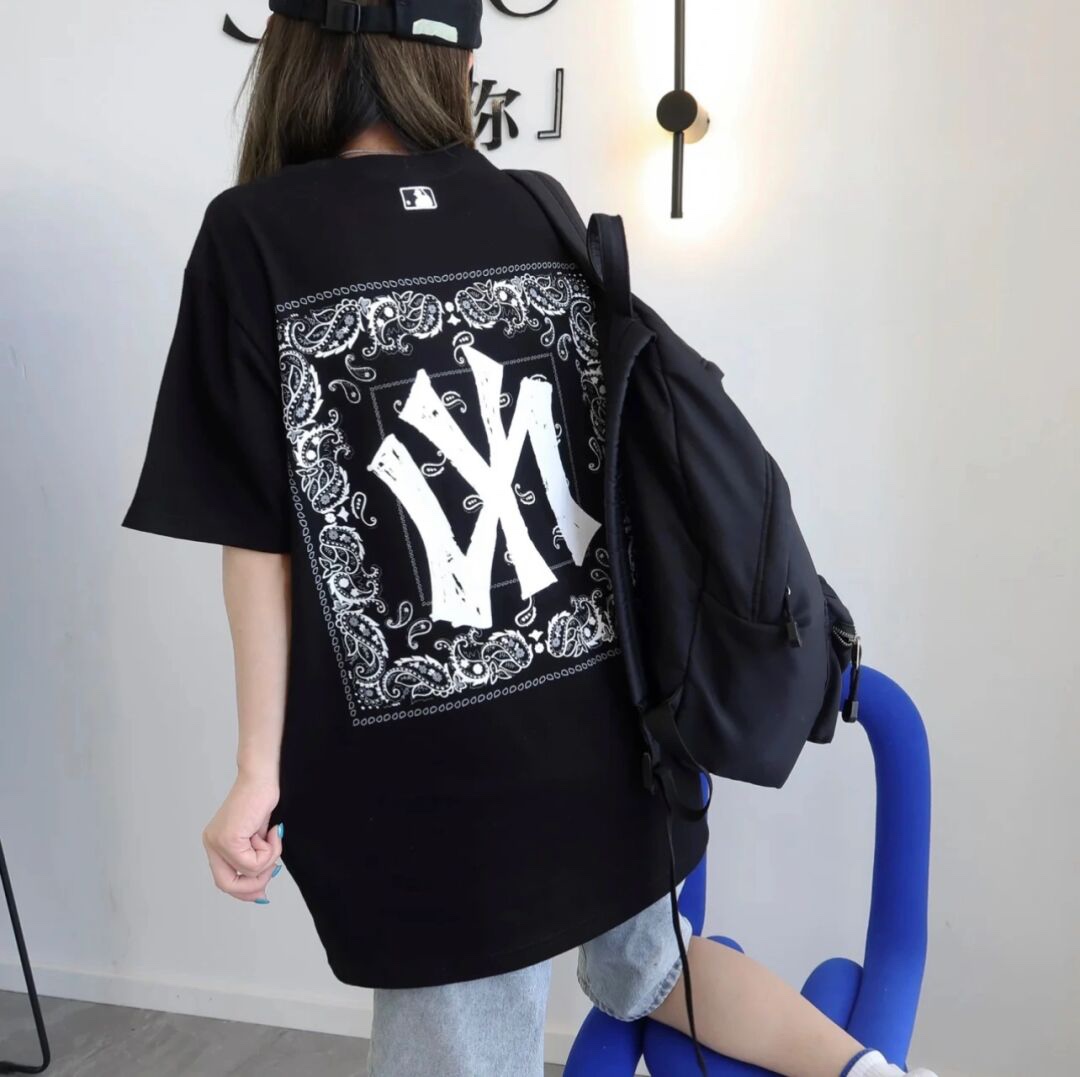 【MLB旗艦店】（エムエルビー）クラシックでスタイリッシュな半袖スウェットシャツ00660