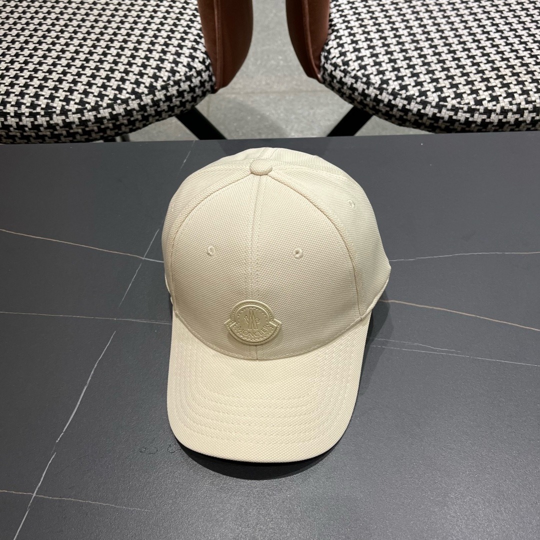 【MONCLER旗艦店】（モンクレール）時代を超えて人気のクラシックな帽子春夏コレクション