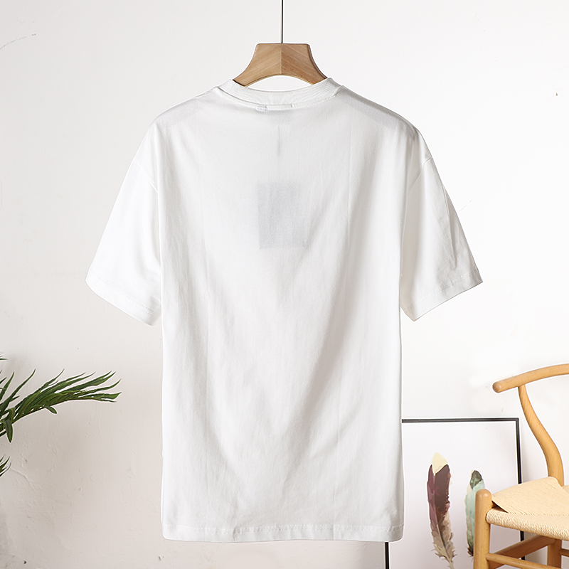 【BURBERRY旗艦店】（バーバリー）クラシックでスタイリッシュな半袖スウェットシャツ01316