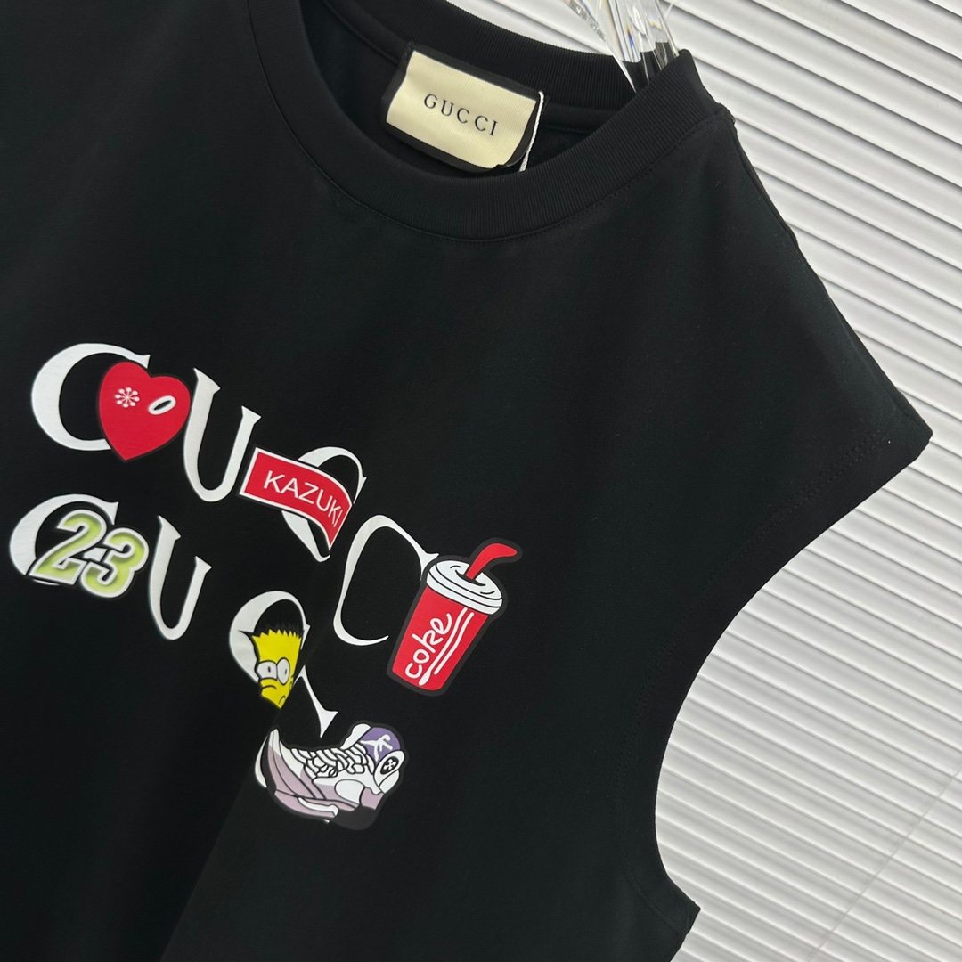 【GUCCI旗艦店】（グッチ）クラシックでスタイリッシュな半袖スウェットシャツ01563