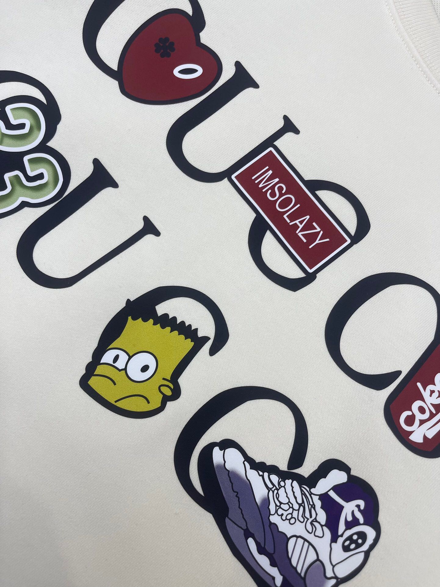 【GUCCI旗艦店】（グッチ）クラシックでスタイリッシュな長袖スウェットシャツ01890