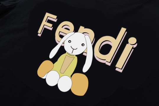 【Fendi旗艦店】（フェンディ）クラシックでスタイリッシュな半袖スウェットシャツ01444