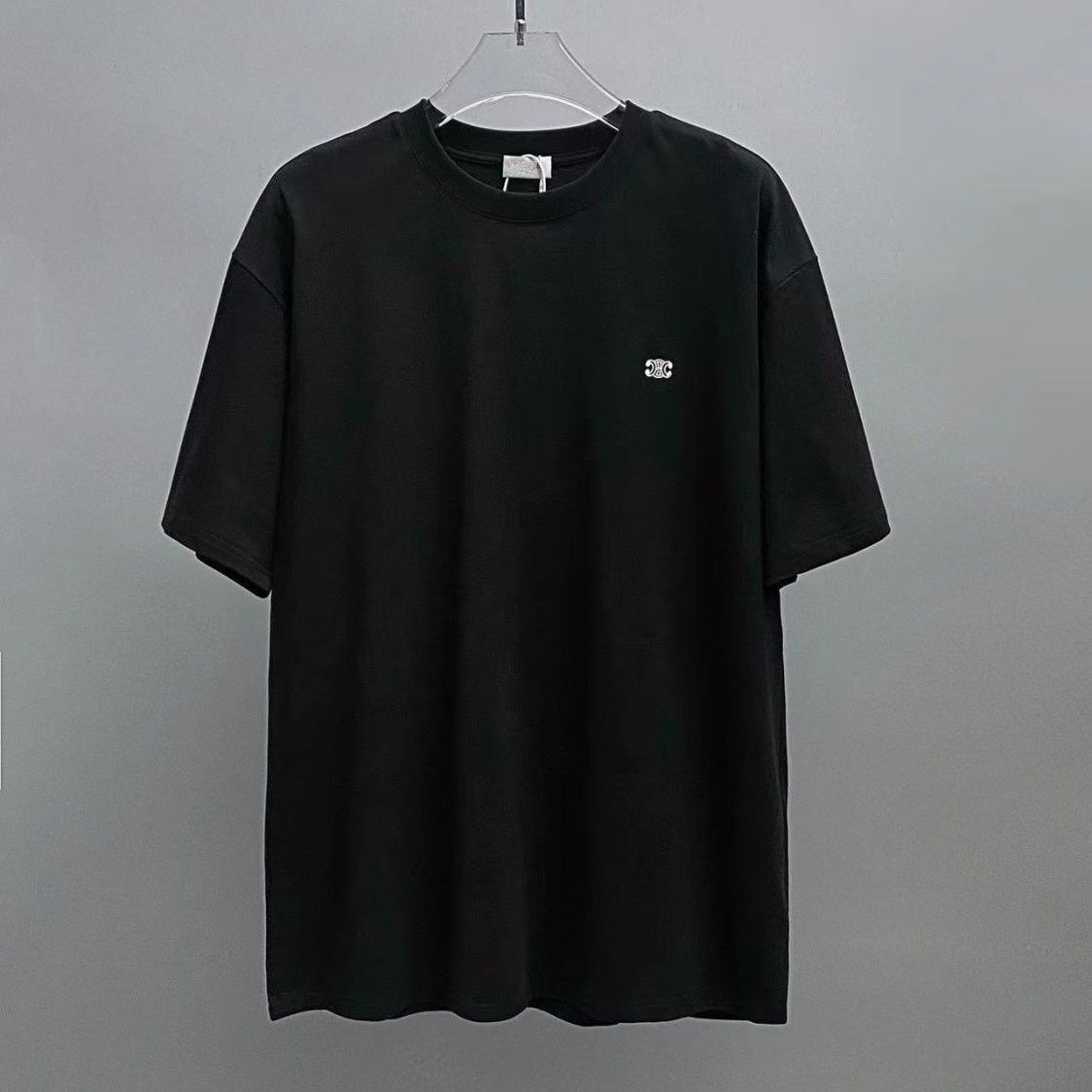 【Celine旗艦店】（セリーヌ）クラシックでスタイリッシュな半袖スウェットシャツ00400