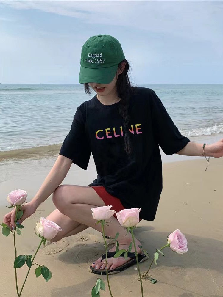 【Celine旗艦店】（セリーヌ）クラシックでスタイリッシュな半袖スウェットシャツ00208