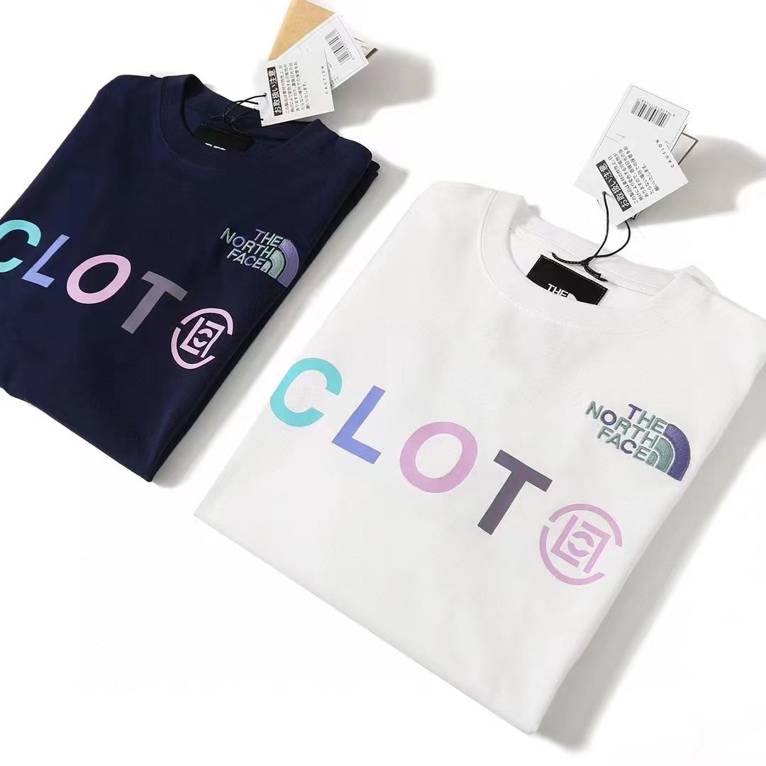 【The North Face旗艦店】（ザ・ノース・フェイス）クラシックでスタイリッシュな半袖スウェットシャツ01117