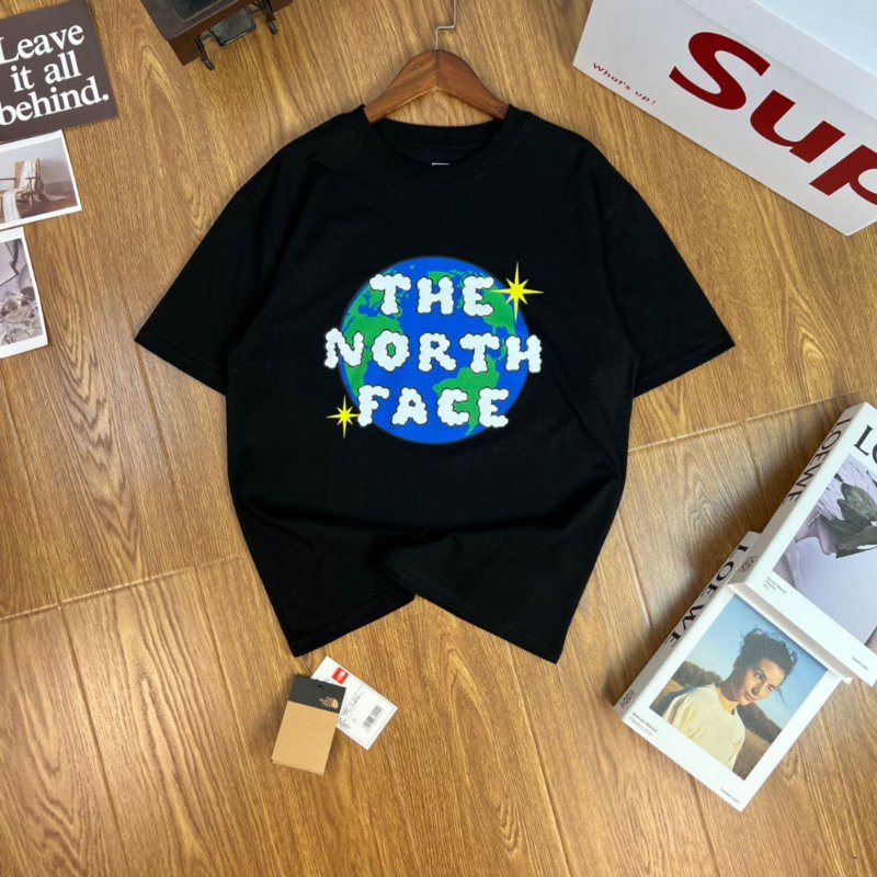 【The North Face旗艦店】（ザ・ノース・フェイス）クラシックでスタイリッシュな半袖スウェットシャツ01364