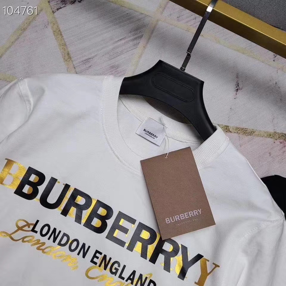 【BURBERRY旗艦店】（バーバリー）クラシックでスタイリッシュな長袖スウェットシャツ01680