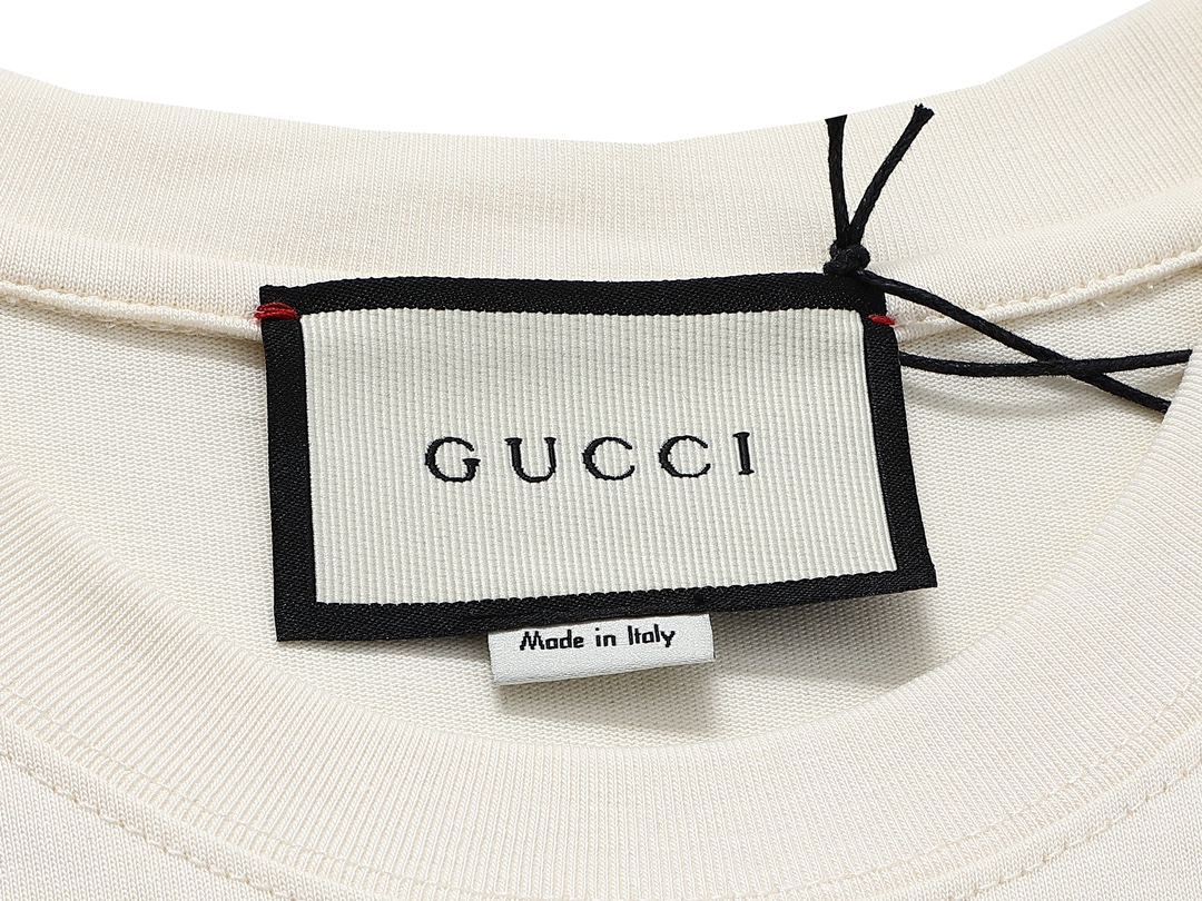 【GUCCI旗艦店】（グッチ）クラシックでスタイリッシュな半袖スウェットシャツ00455